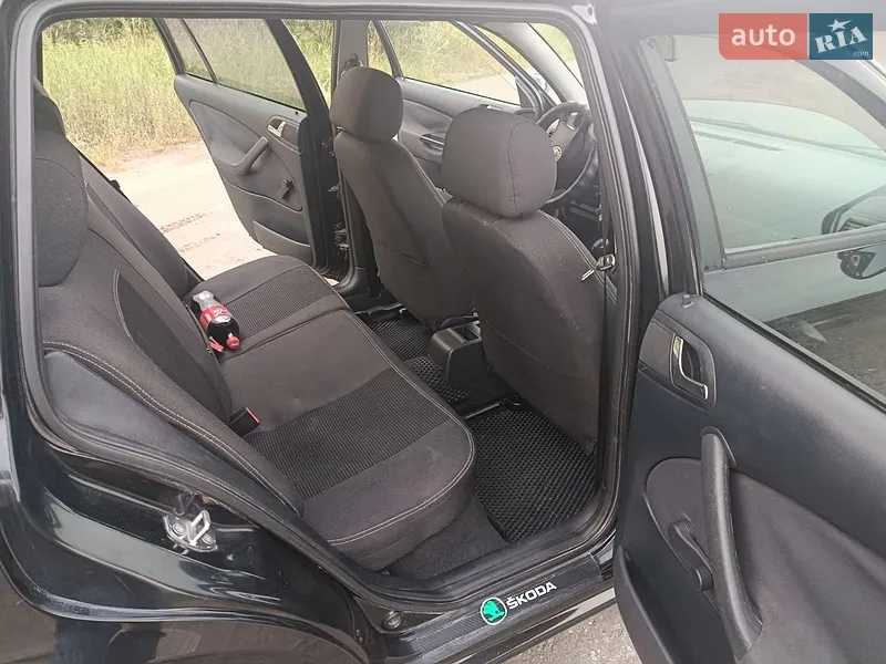 Skoda Octavia 2005 VIN TMBJX21U068830033 фото оголошення 16 з 57