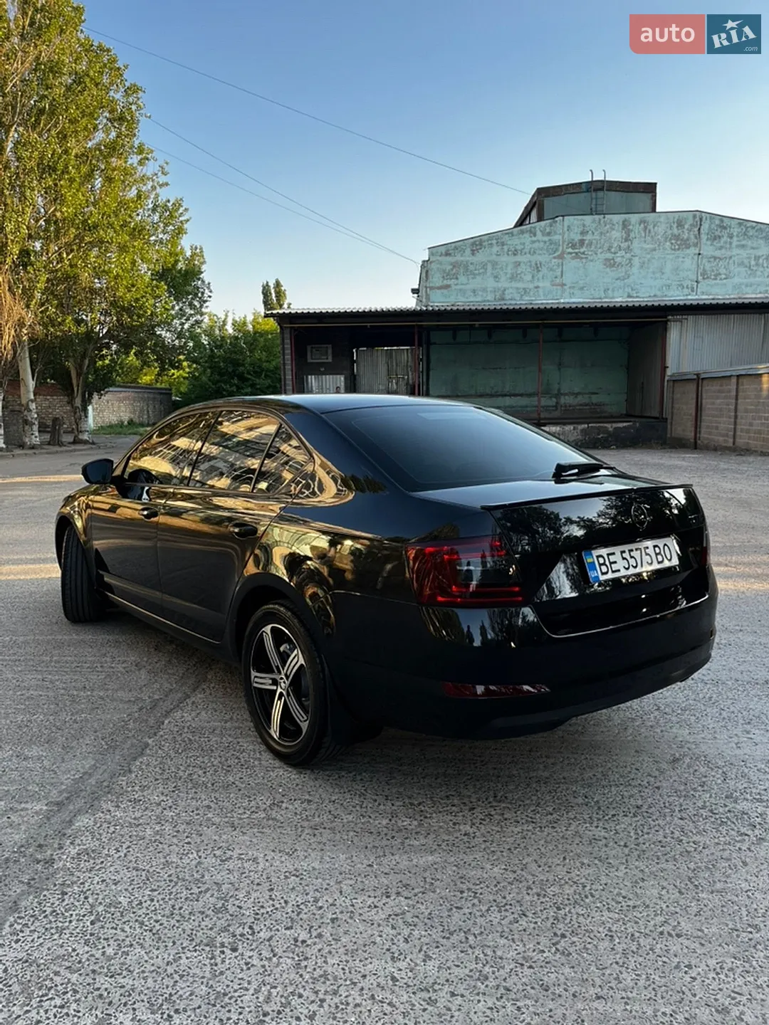 Skoda Octavia 2017 VIN Y6UAC2NE3HB007262 фото оголошення 3 з 13