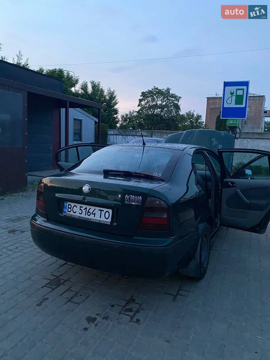 Skoda Octavia 2000 VIN TMBBP41U4YX282868 фото оголошення 8 з 13