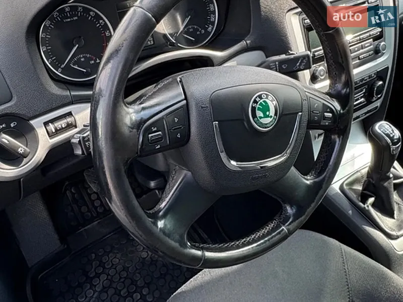 Skoda Octavia 2012 VIN TMBHT61Z3C2146623 фото оголошення 9 з 49