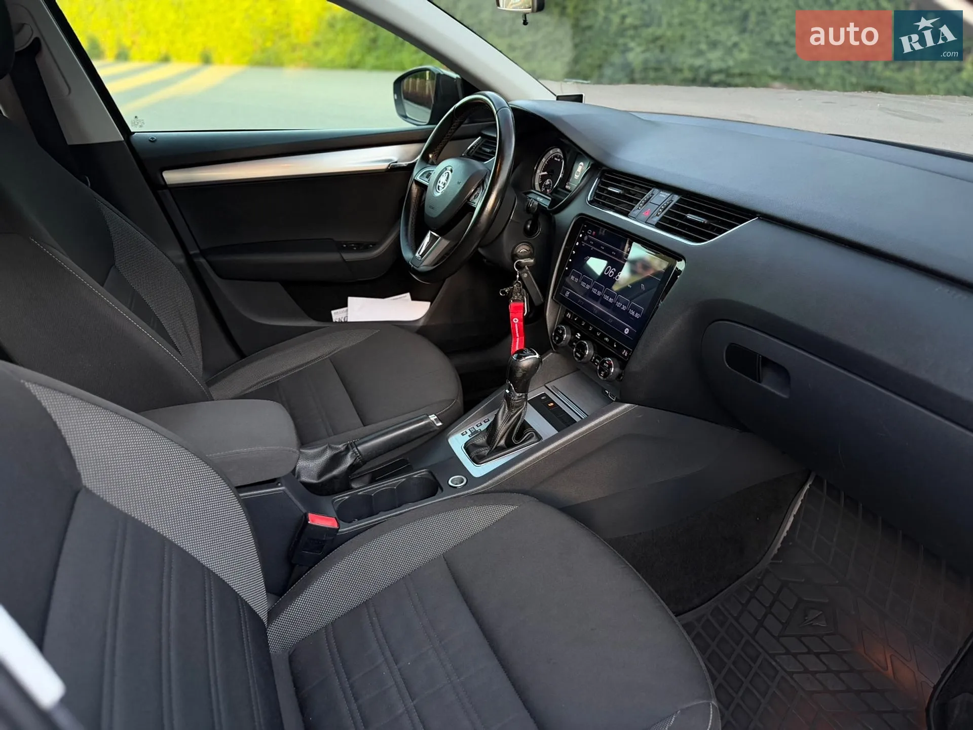 2017 Skoda Octavia - мініатюра 23