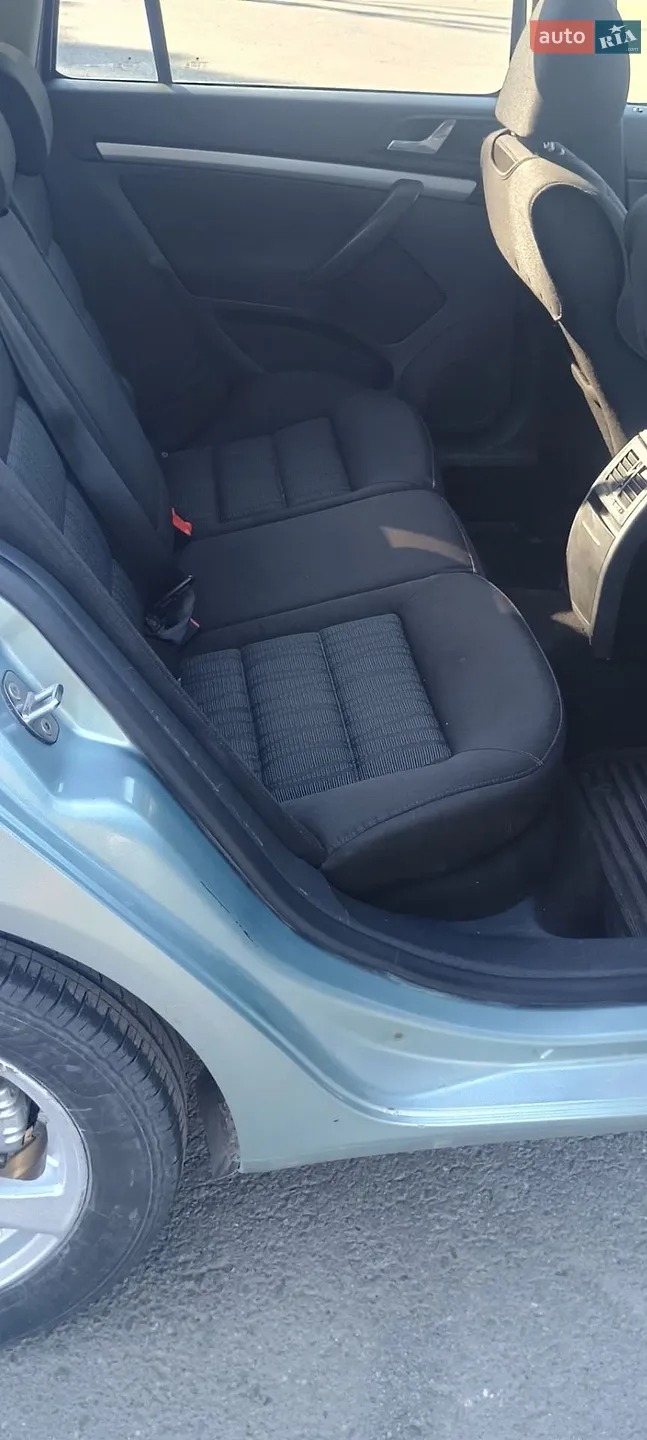 2011 Skoda Octavia - мініатюра 14