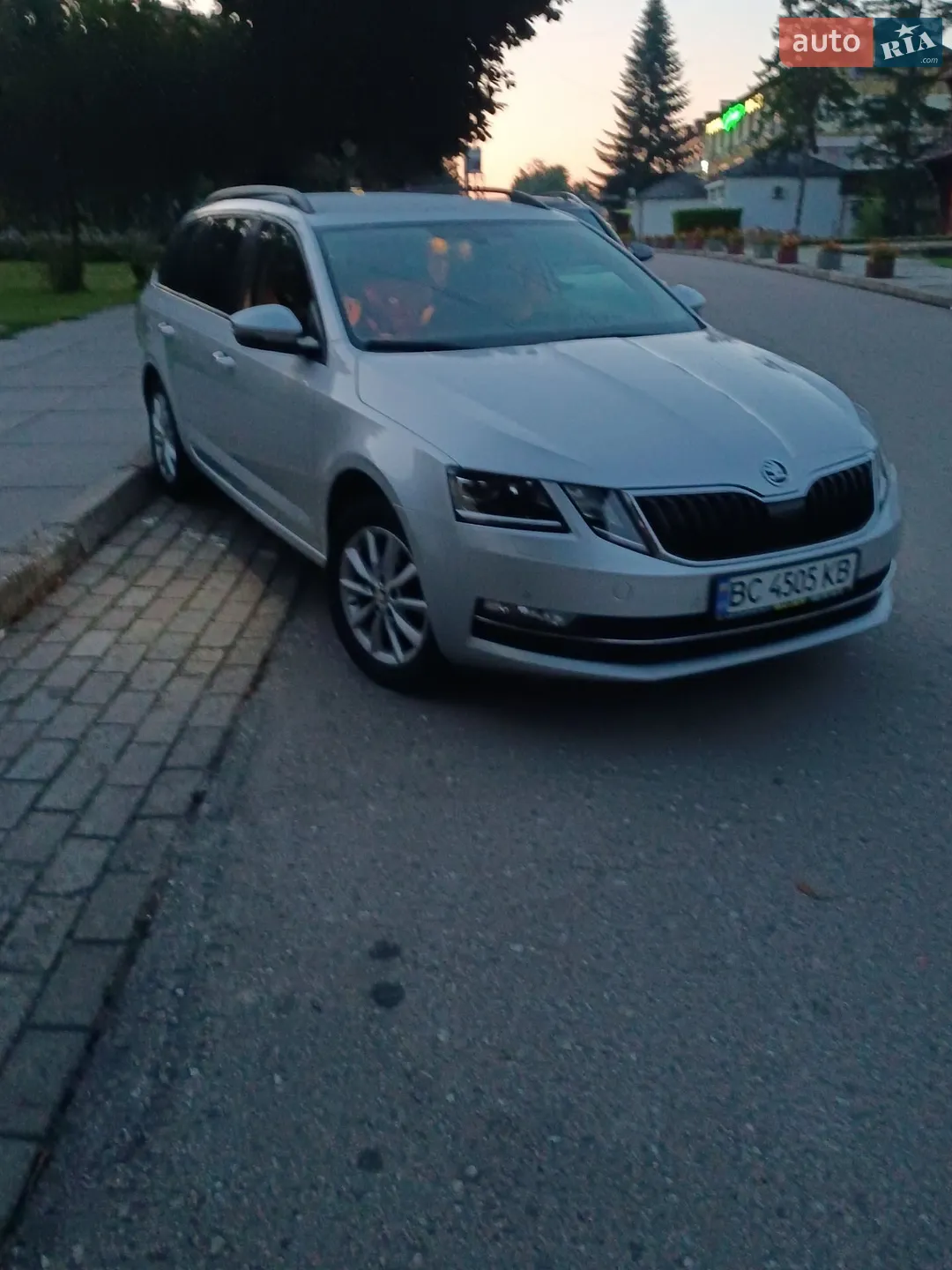 2017 Skoda Octavia - фото 1
