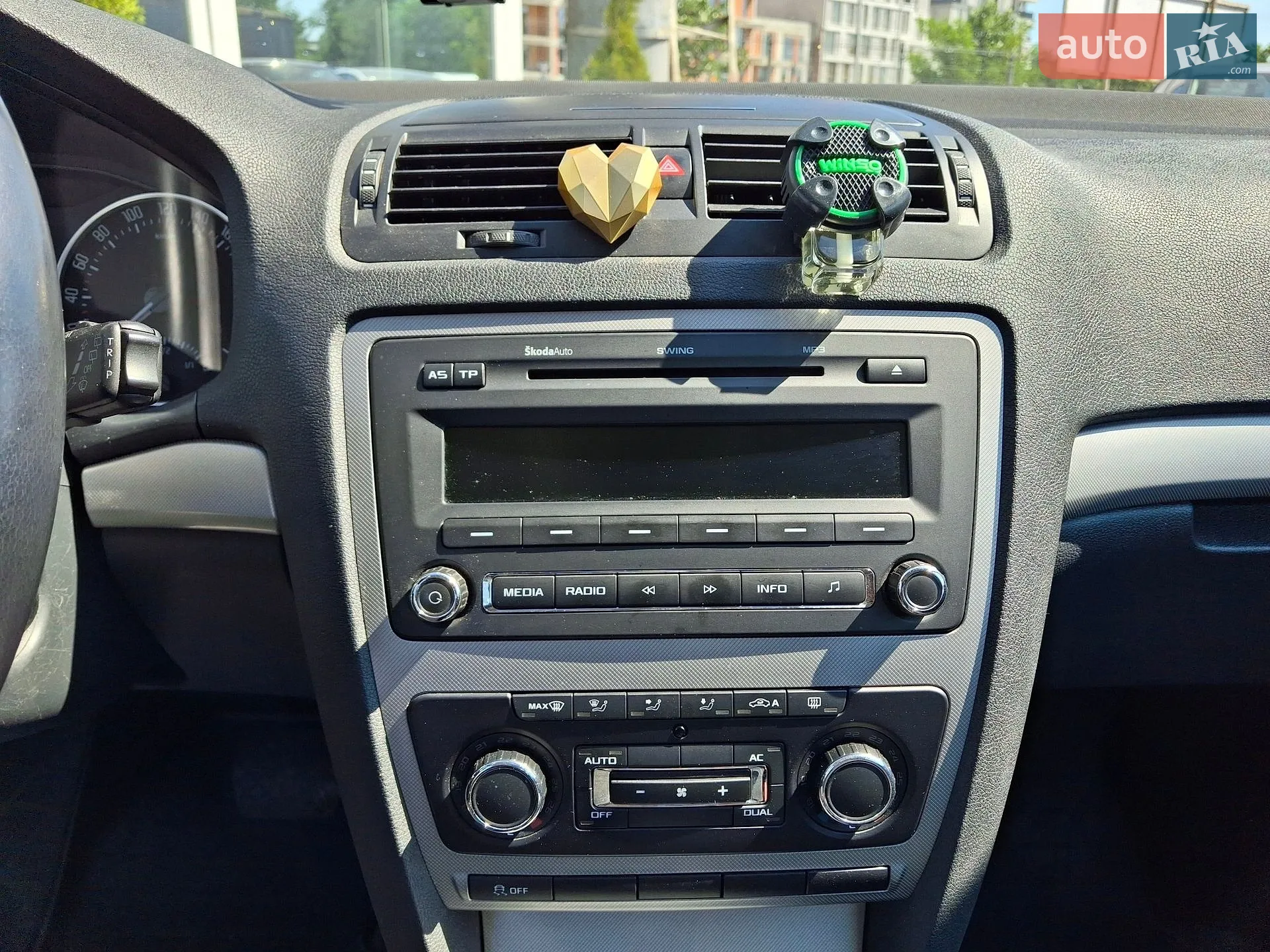 2012 Skoda Octavia - мініатюра 16