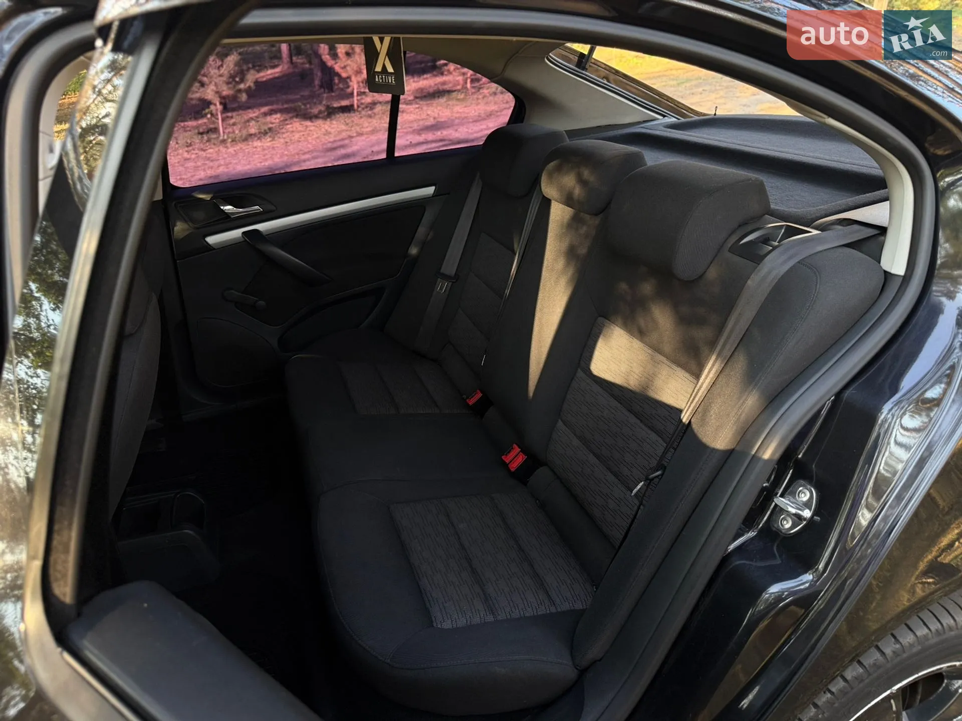 2010 Skoda Octavia - мініатюра 14