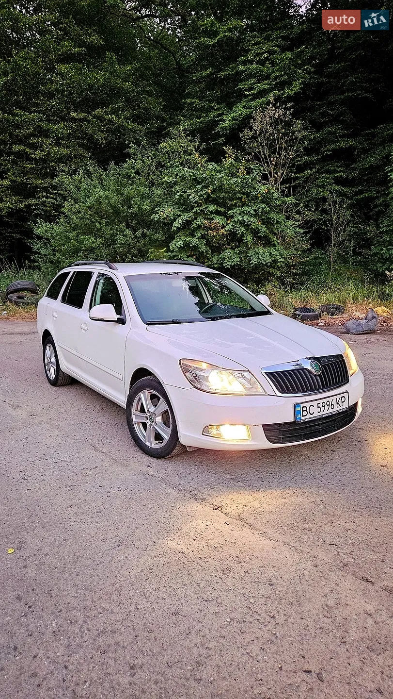 2010 Skoda Octavia - мініатюра 43