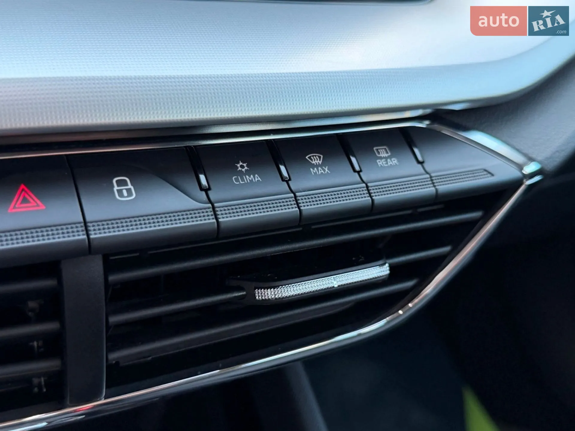 2021 Skoda Octavia - мініатюра 40
