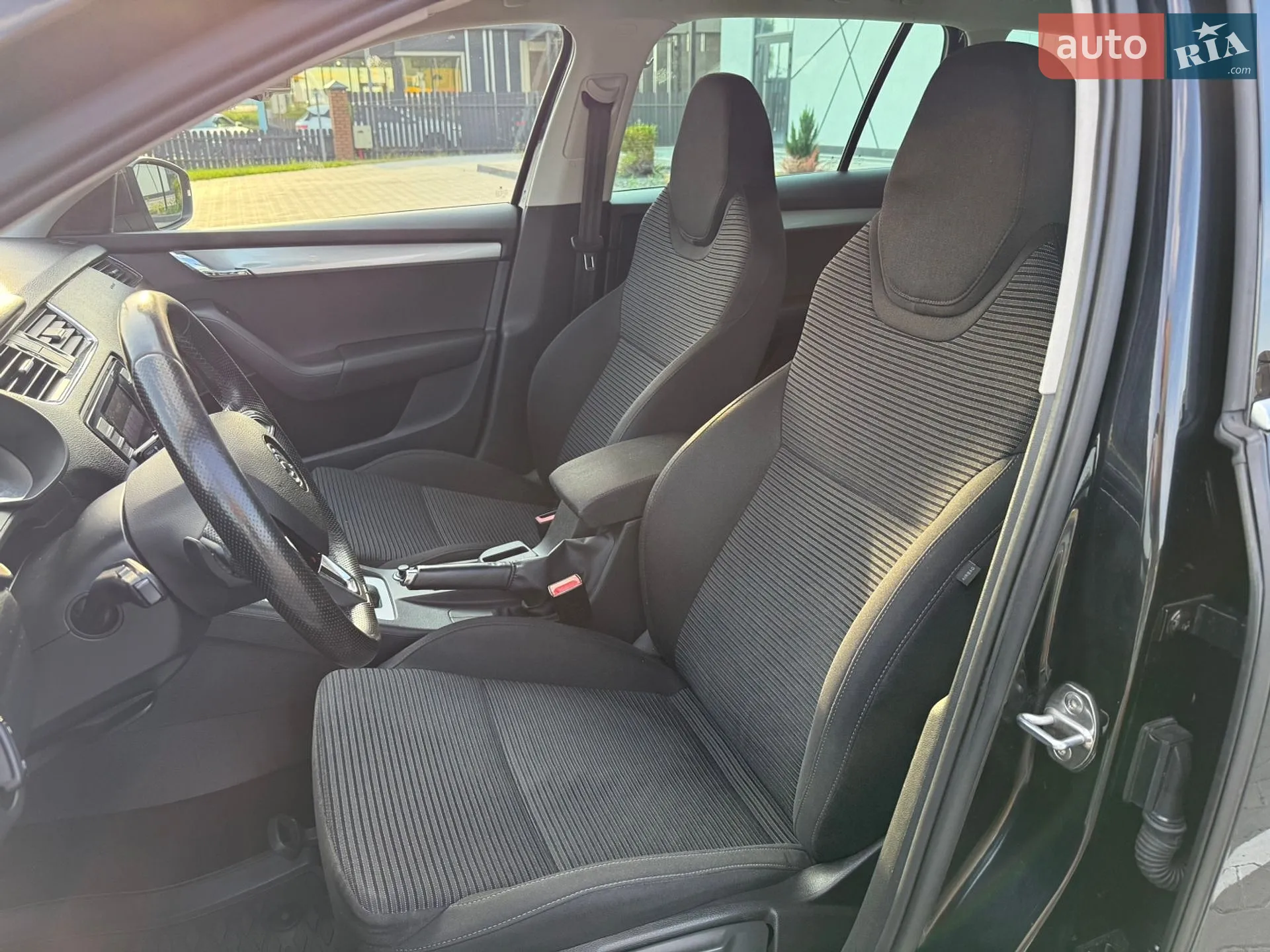 2015 Skoda Octavia - мініатюра 25