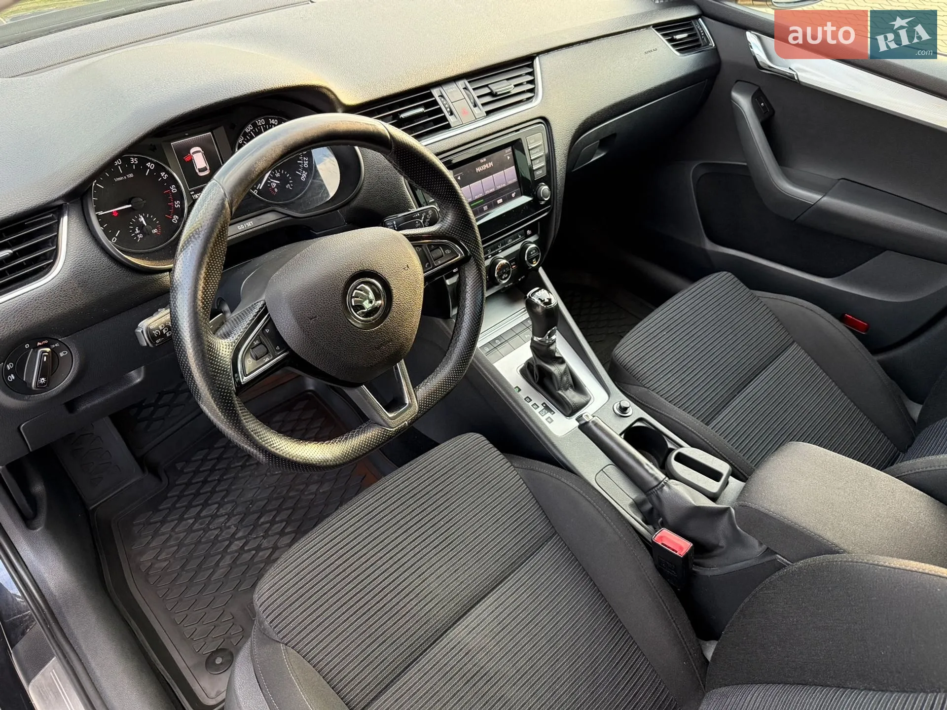 2015 Skoda Octavia - мініатюра 26