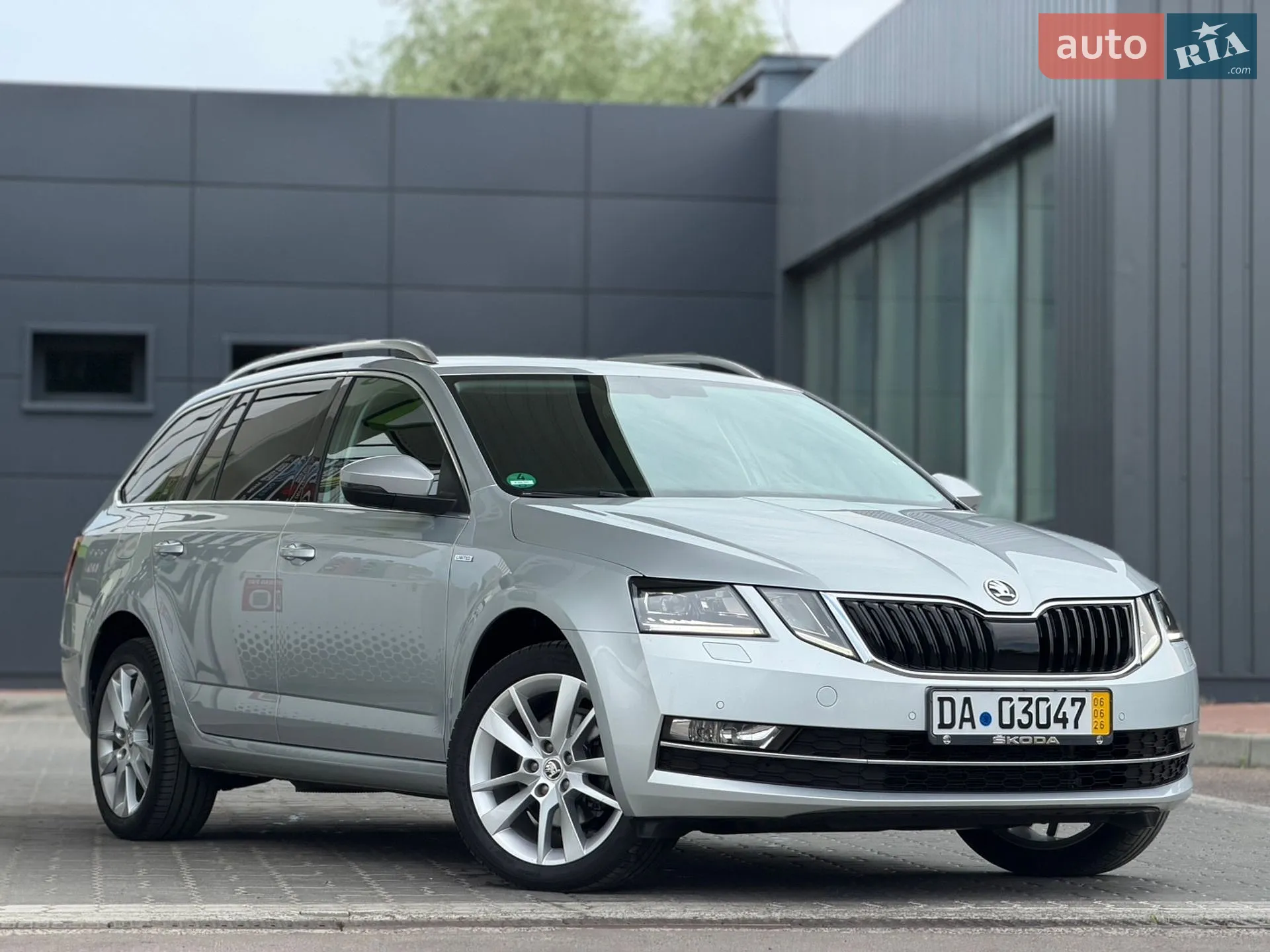 2020 Skoda Octavia - мініатюра 2