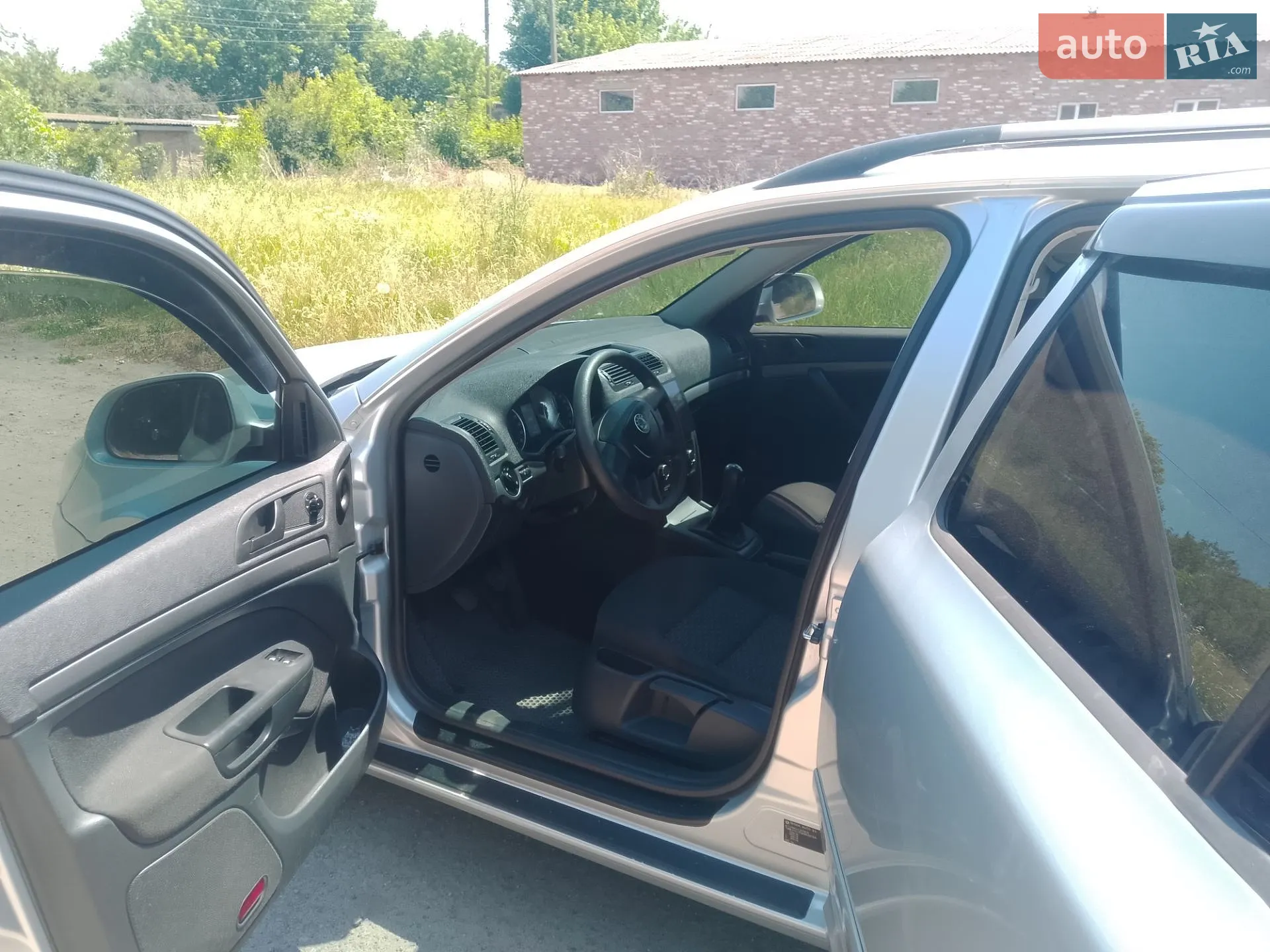 2011 Skoda Octavia - мініатюра 13