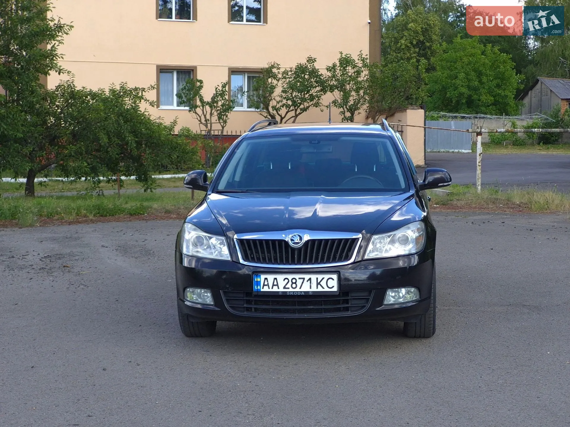 2010 Skoda Octavia - мініатюра 3