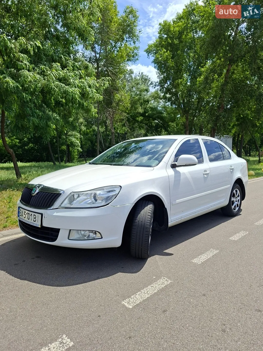2011 Skoda Octavia - мініатюра 12