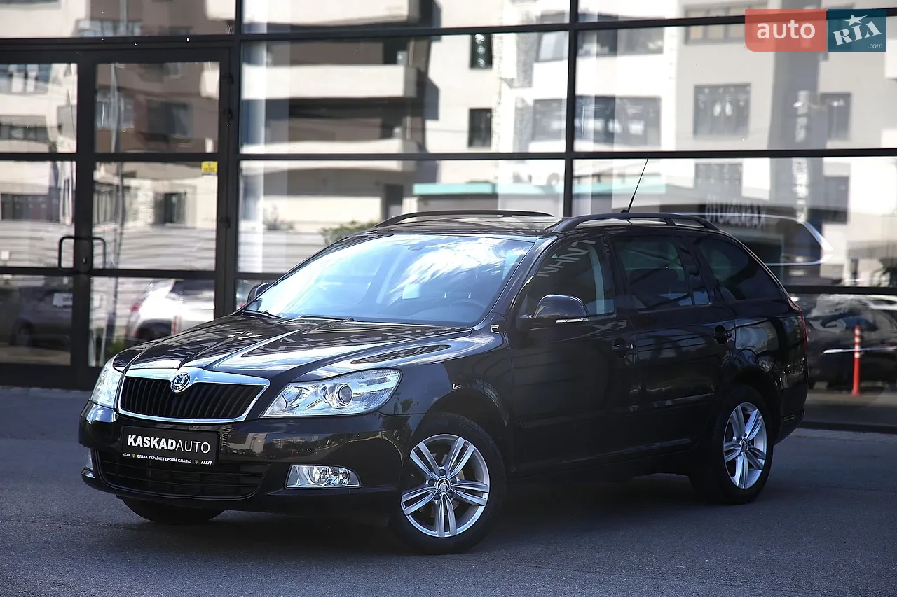 2010 Skoda Octavia - мініатюра 18