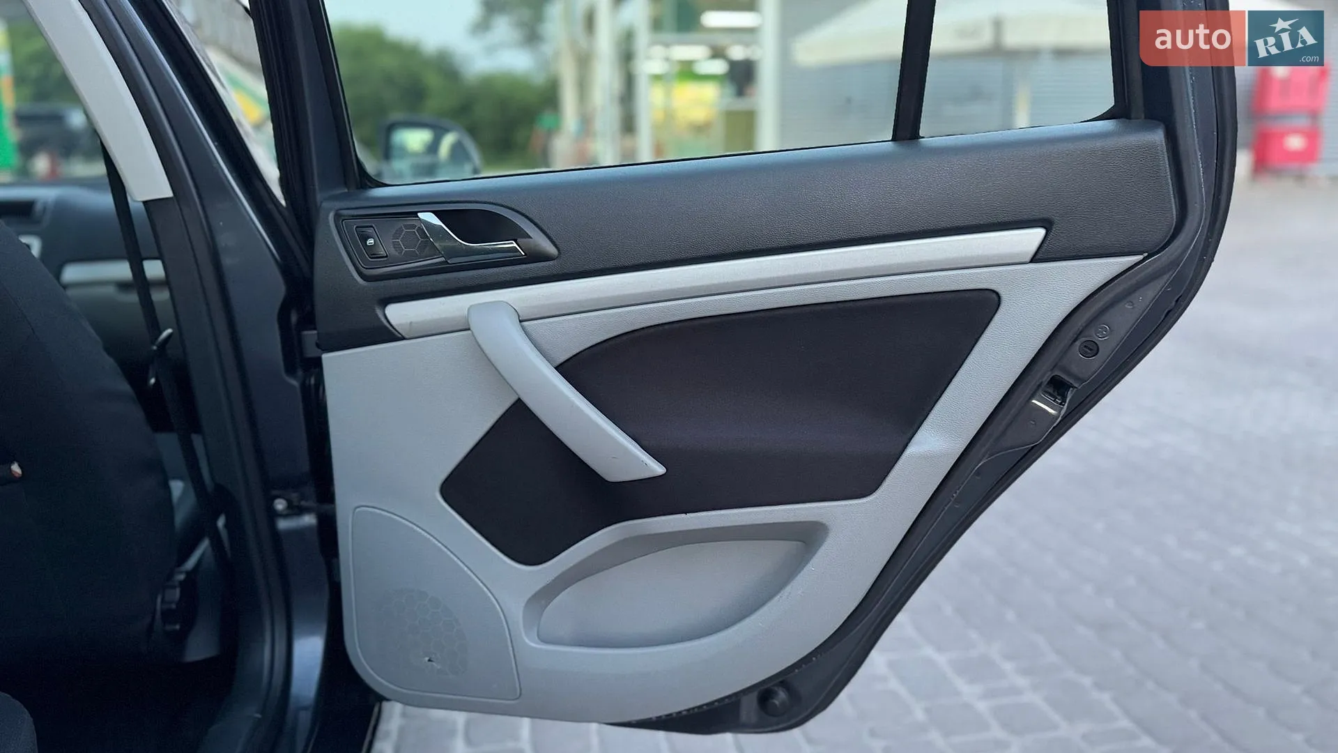 2012 Skoda Octavia - мініатюра 23