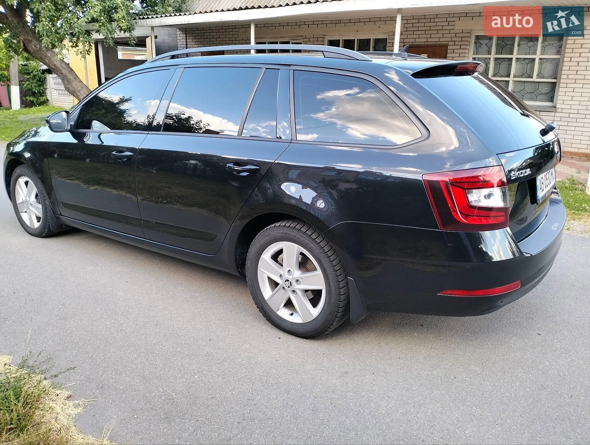 2017 Skoda Octavia - мініатюра 10