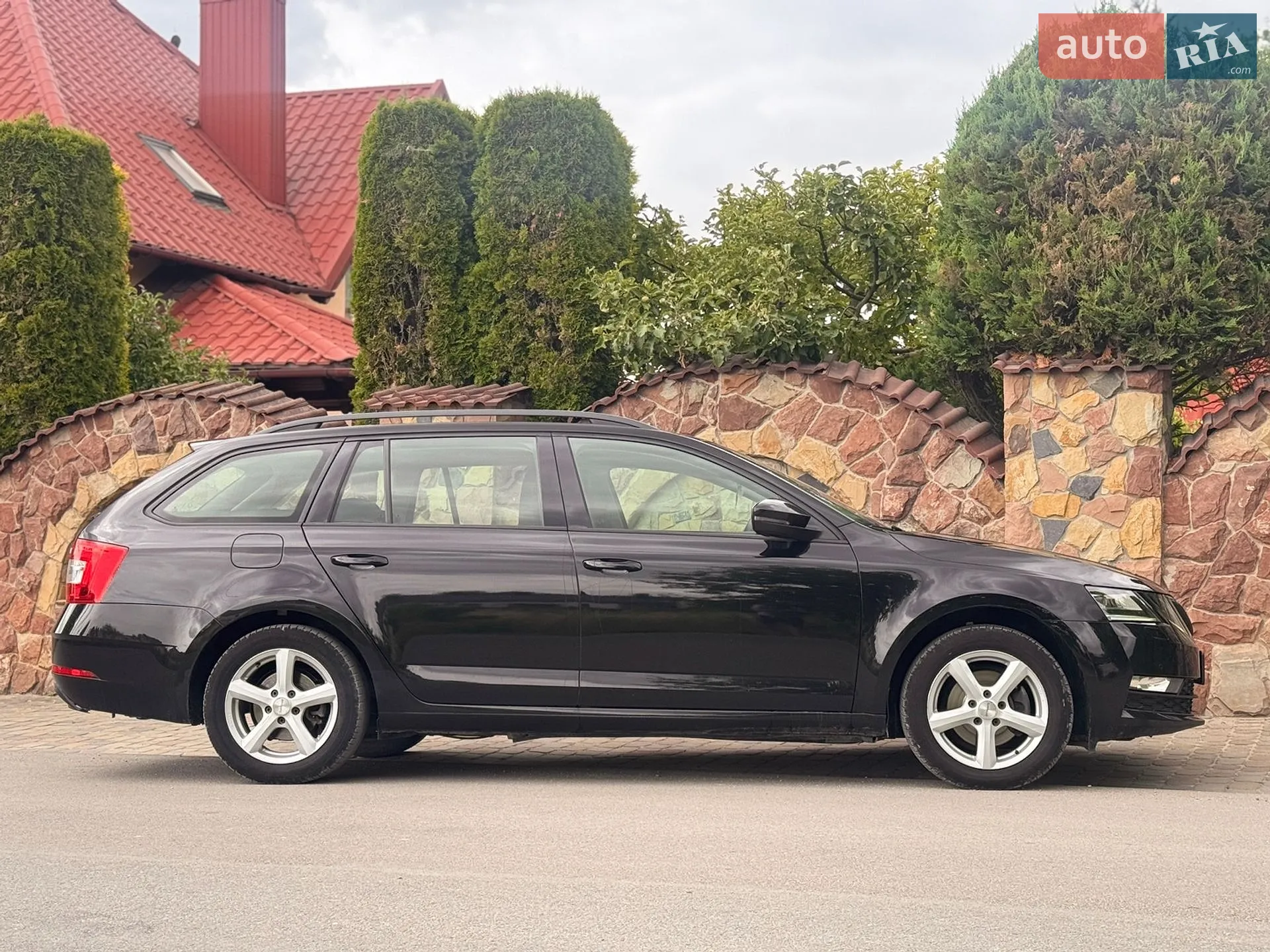 2018 Skoda Octavia - мініатюра 32