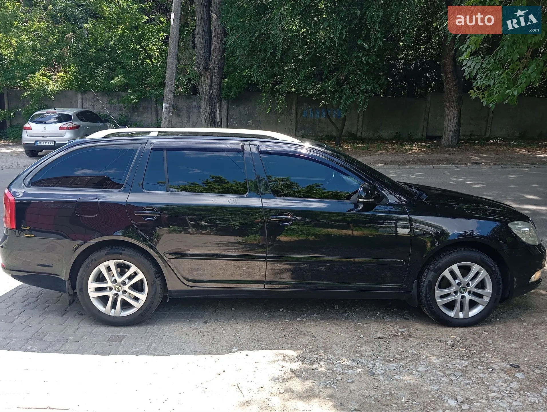 2010 Skoda Octavia - мініатюра 3