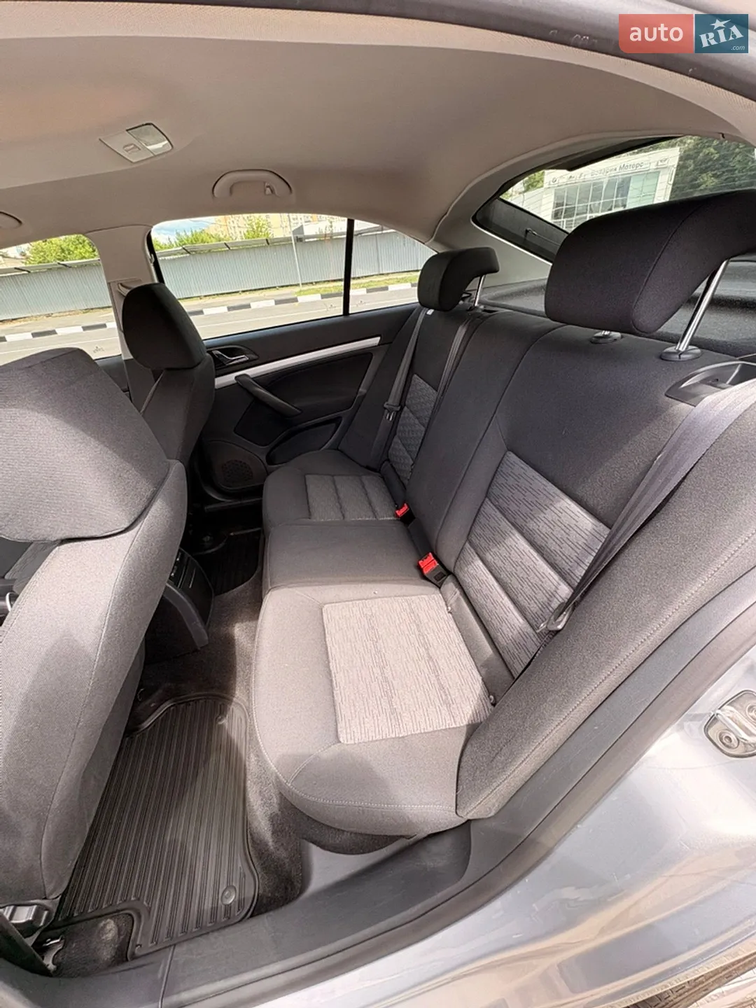 2011 Skoda Octavia - мініатюра 16