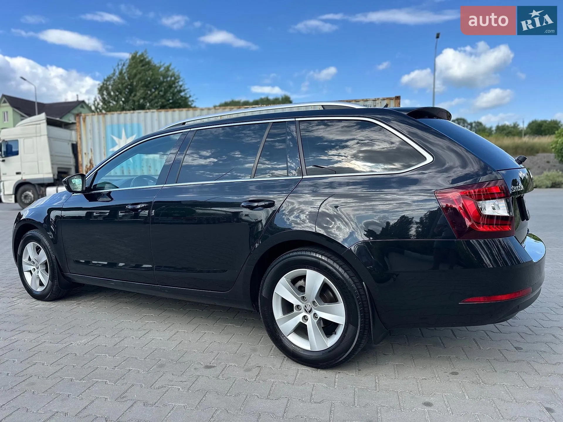 2017 Skoda Octavia - мініатюра 19