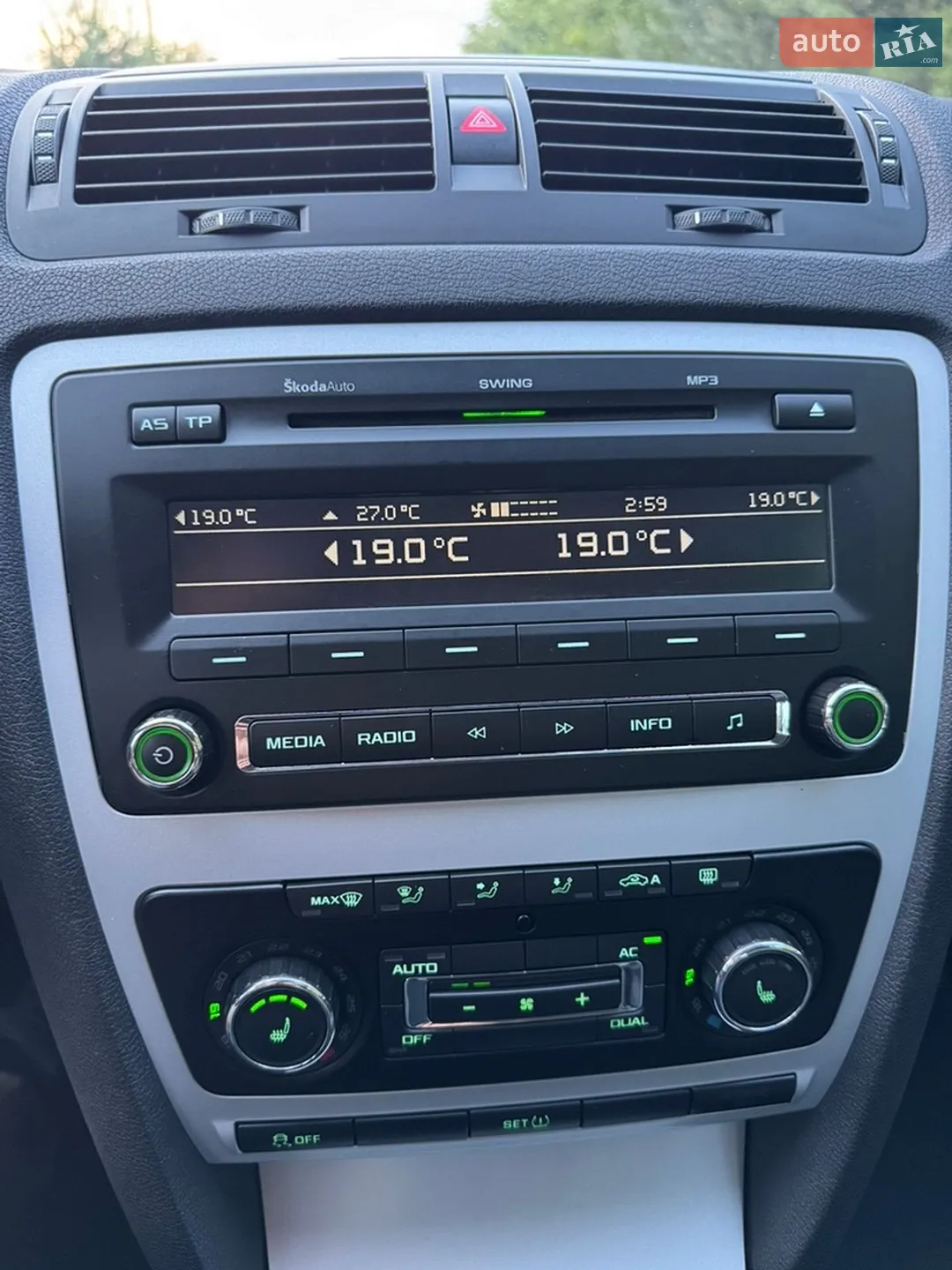 2012 Skoda Octavia - мініатюра 66