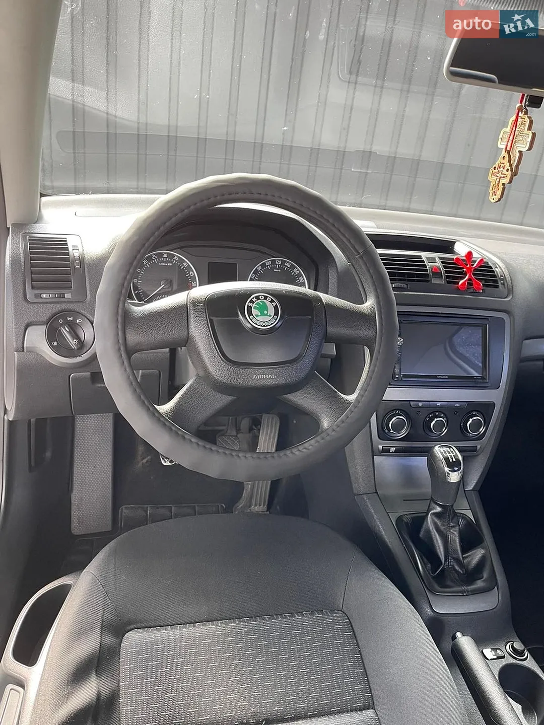 2011 Skoda Octavia - мініатюра 8