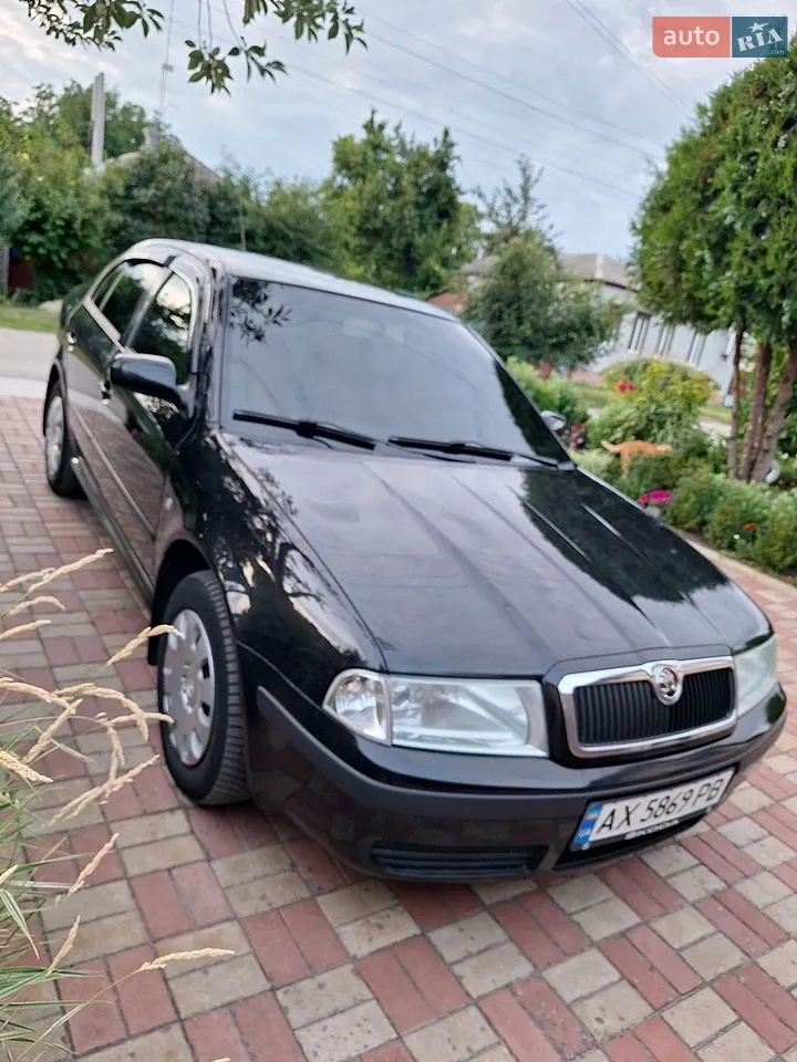 2010 Skoda Octavia - мініатюра 16