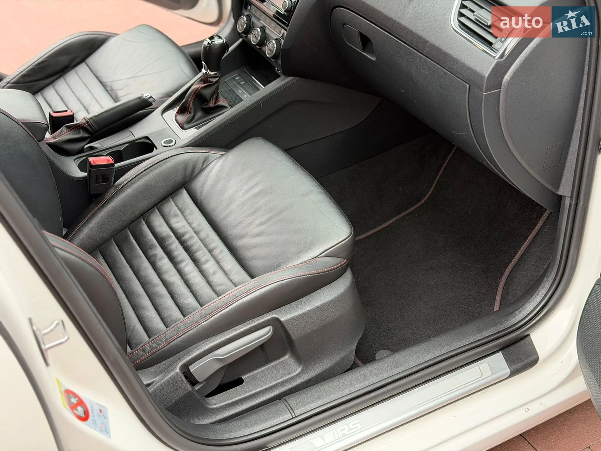 2014 Skoda Octavia - мініатюра 27