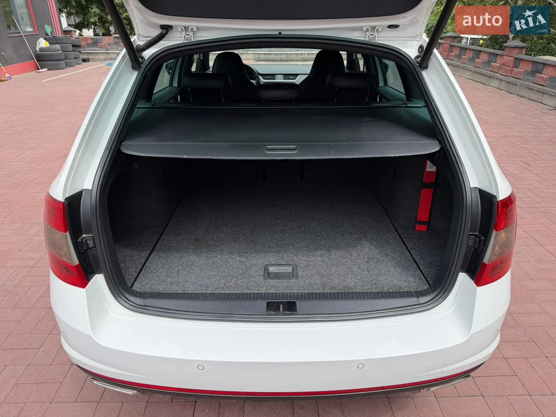 2014 Skoda Octavia - мініатюра 61