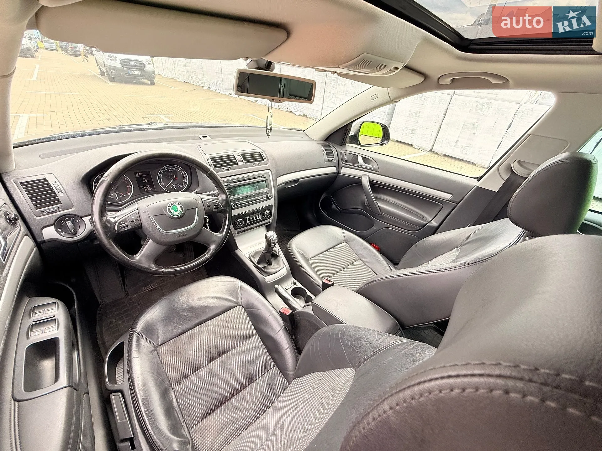 2010 Skoda Octavia - мініатюра 24