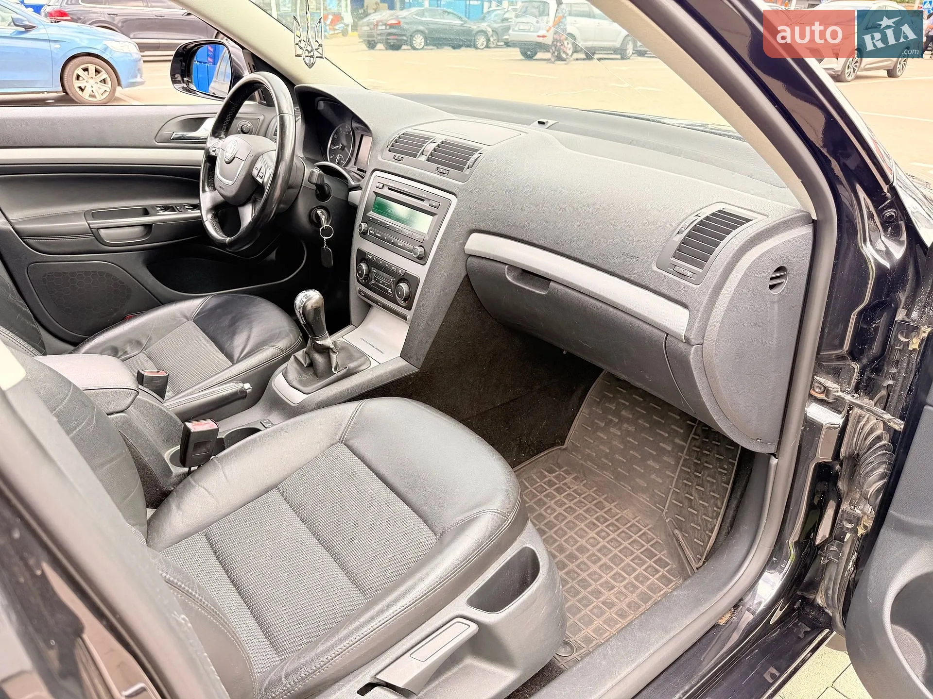 2010 Skoda Octavia - мініатюра 29