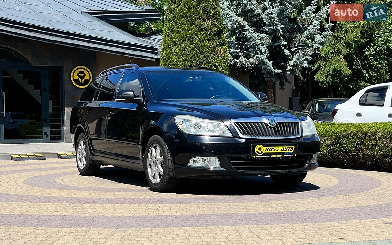 2010 Skoda Octavia - мініатюра 18