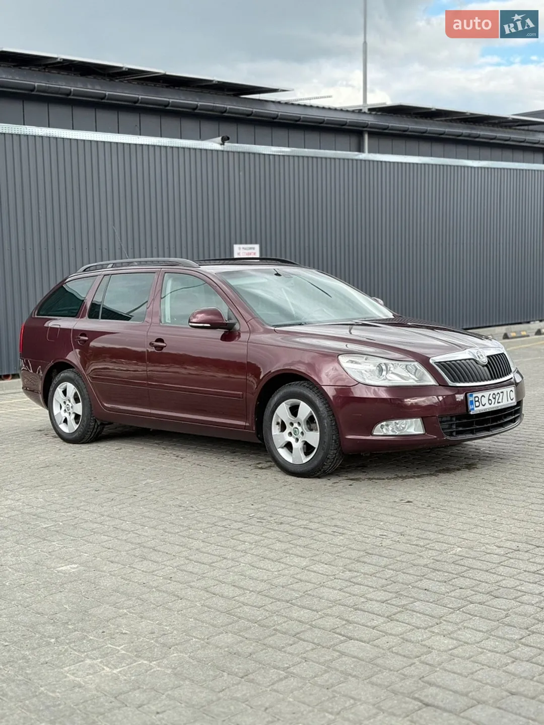 2010 Skoda Octavia - мініатюра 5