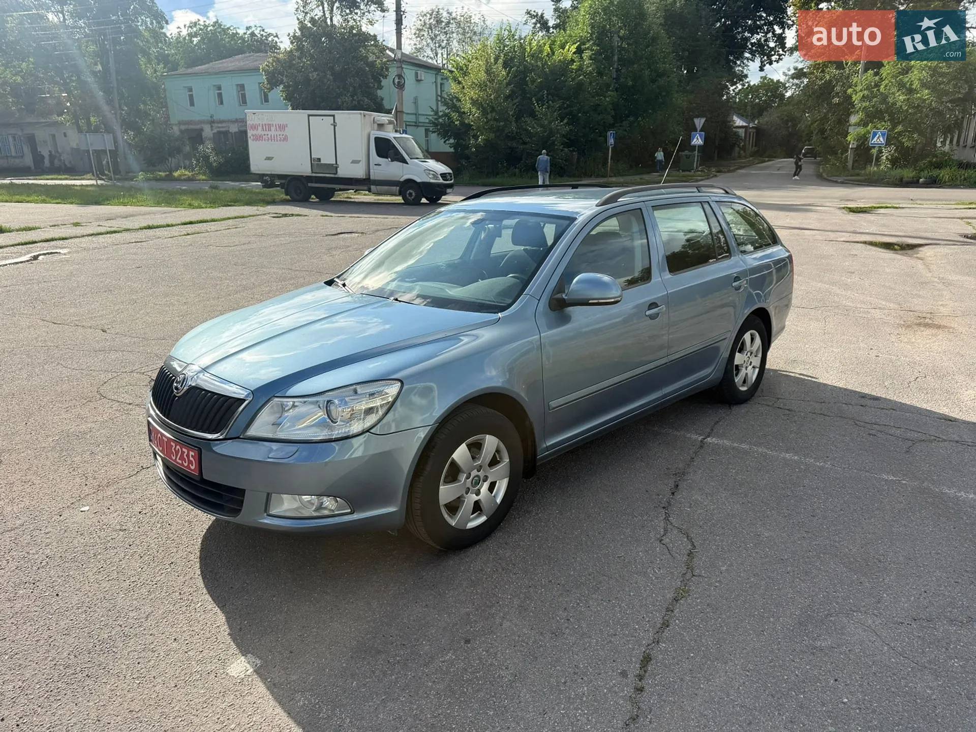 2010 Skoda Octavia - мініатюра 3
