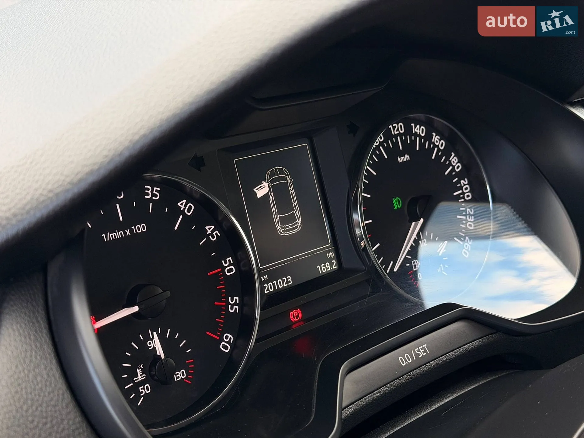 2015 Skoda Octavia - мініатюра 18