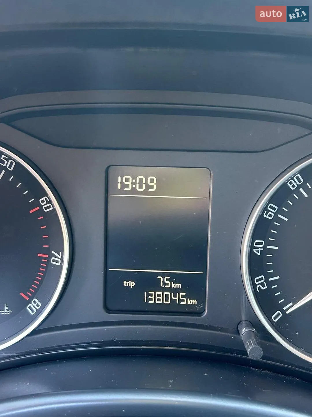 2010 Skoda Octavia - мініатюра 7