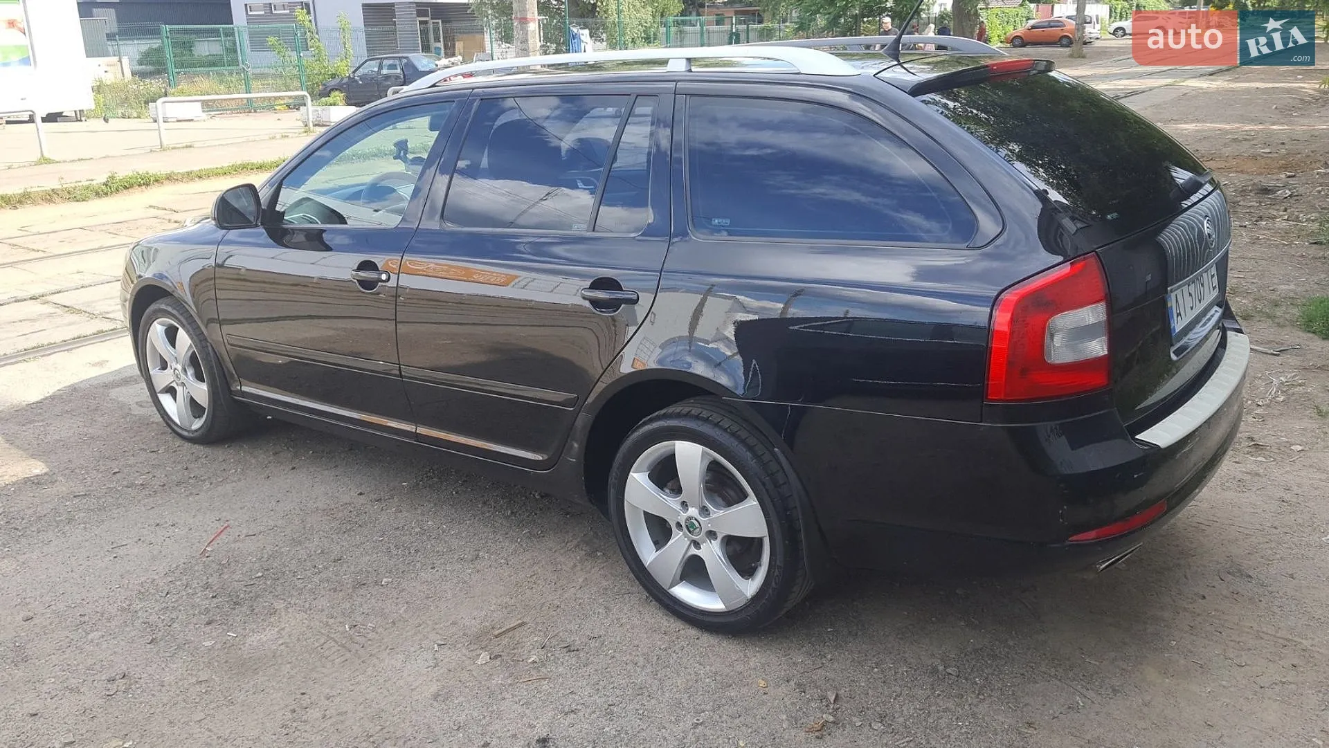2010 Skoda Octavia - мініатюра 5
