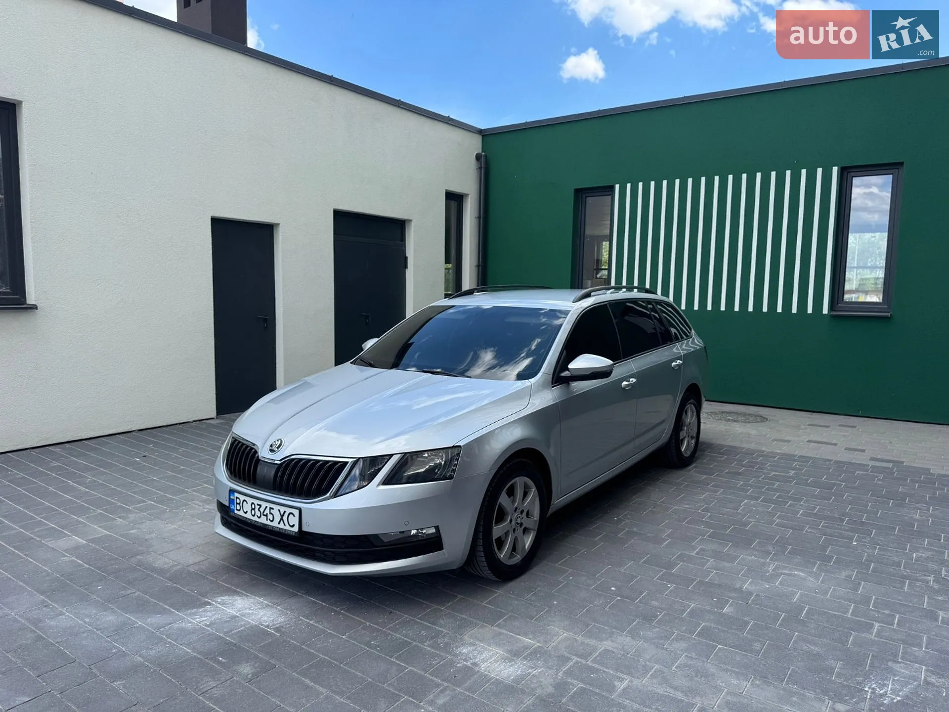 2017 Skoda Octavia - мініатюра 2
