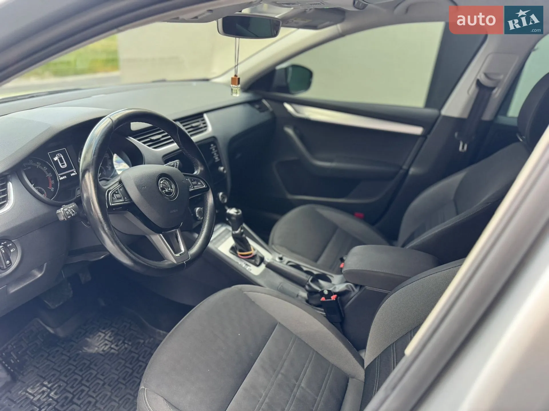 2017 Skoda Octavia - мініатюра 16