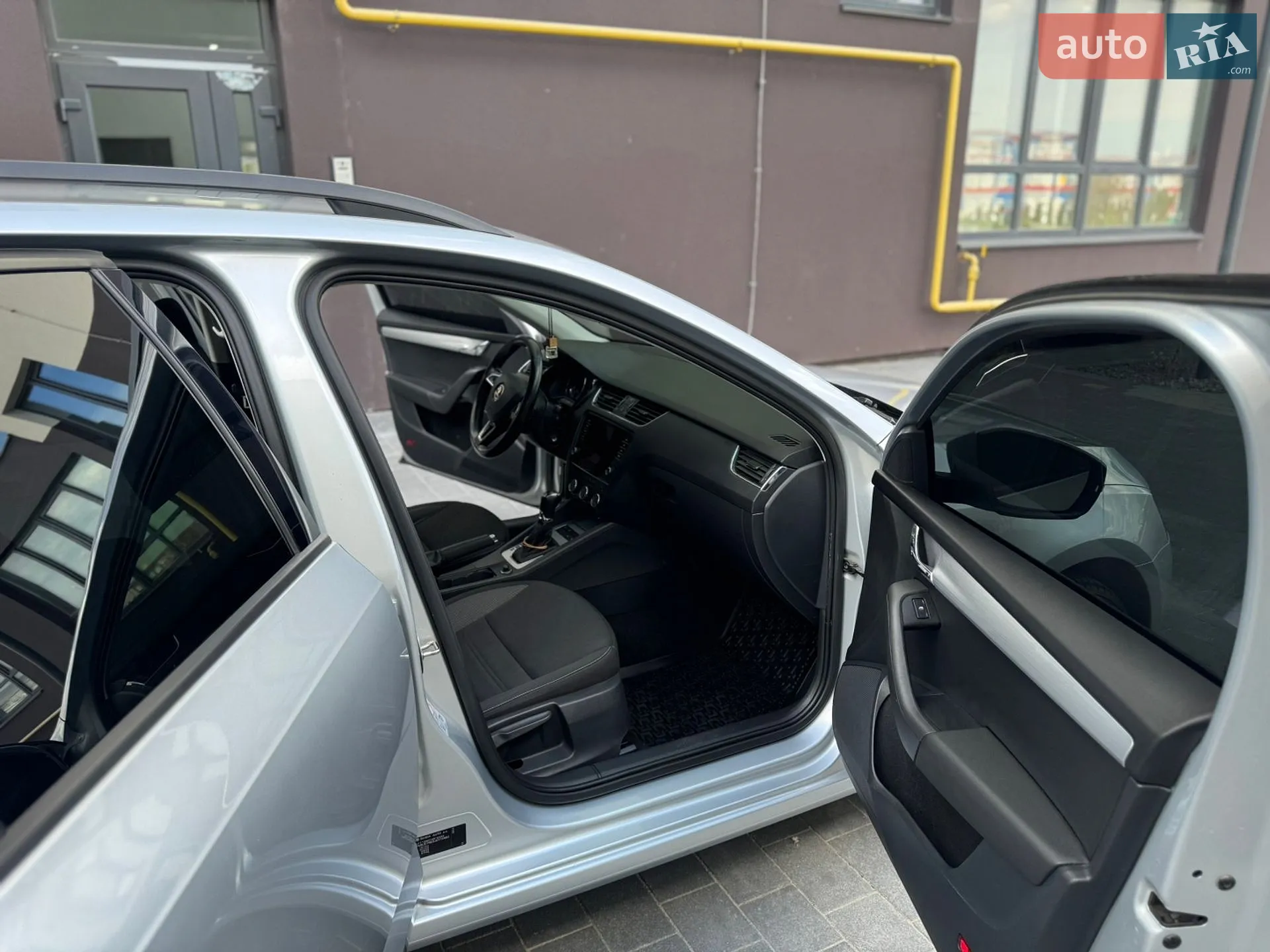 2017 Skoda Octavia - мініатюра 26