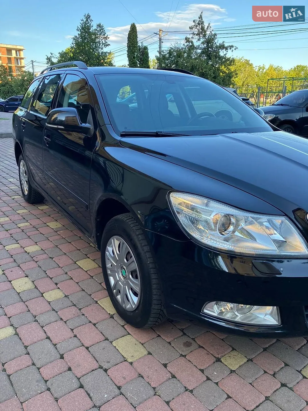 2010 Skoda Octavia - мініатюра 6