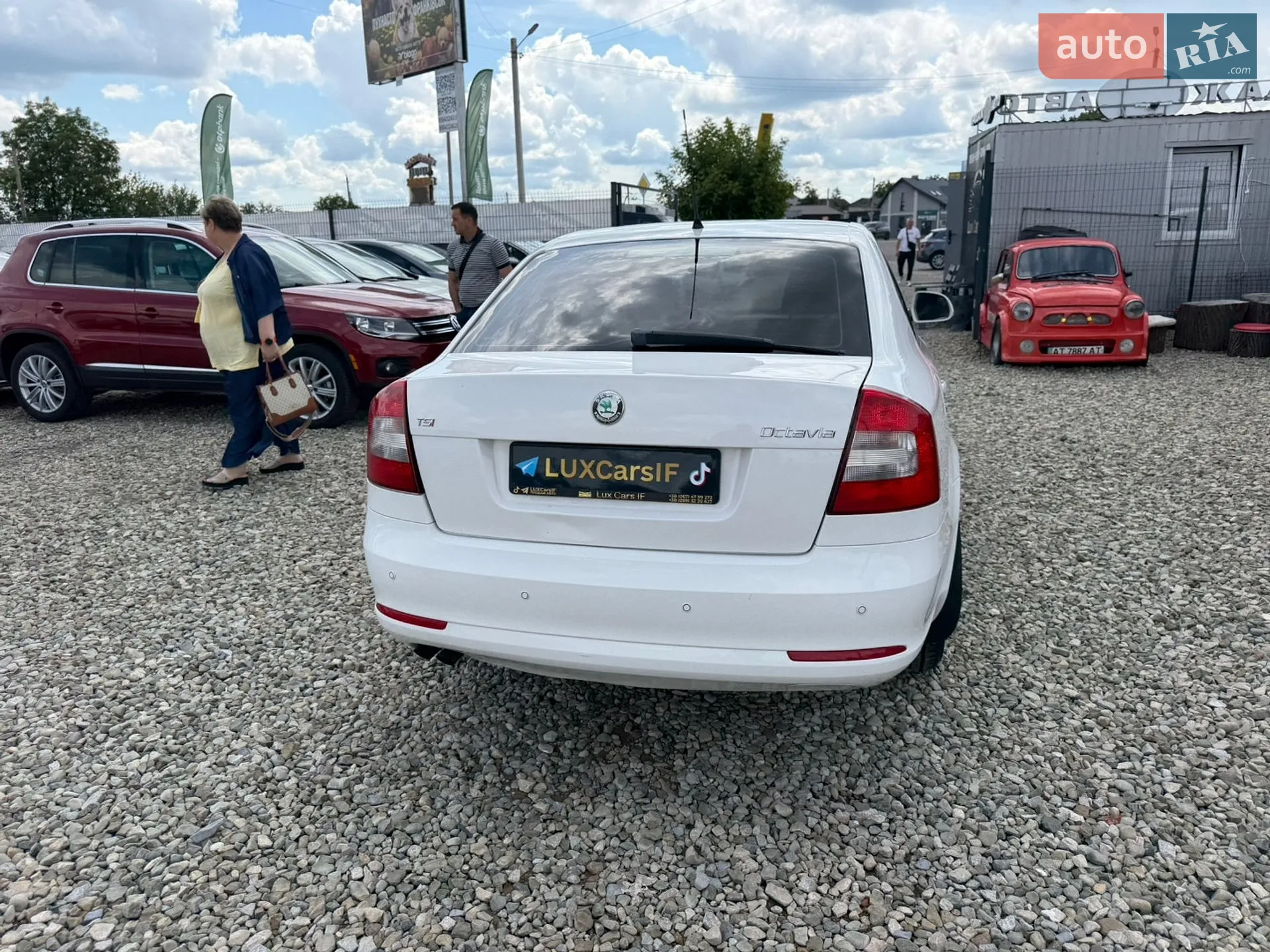 2010 Skoda Octavia - мініатюра 17