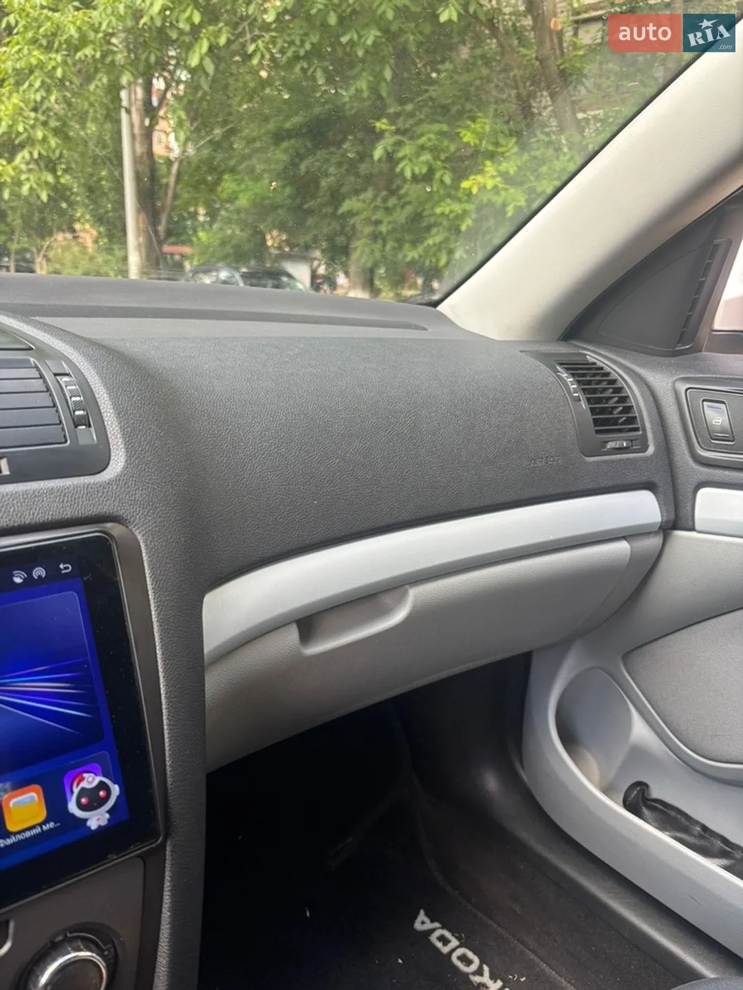 2011 Skoda Octavia - мініатюра 15