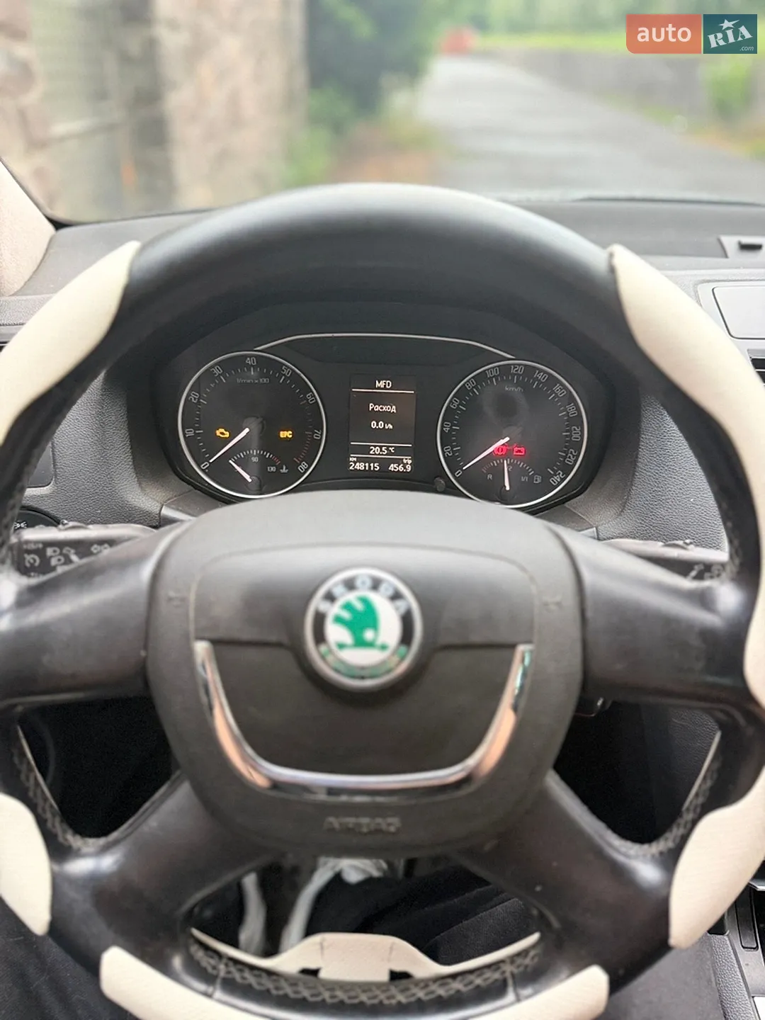 2011 Skoda Octavia - мініатюра 9