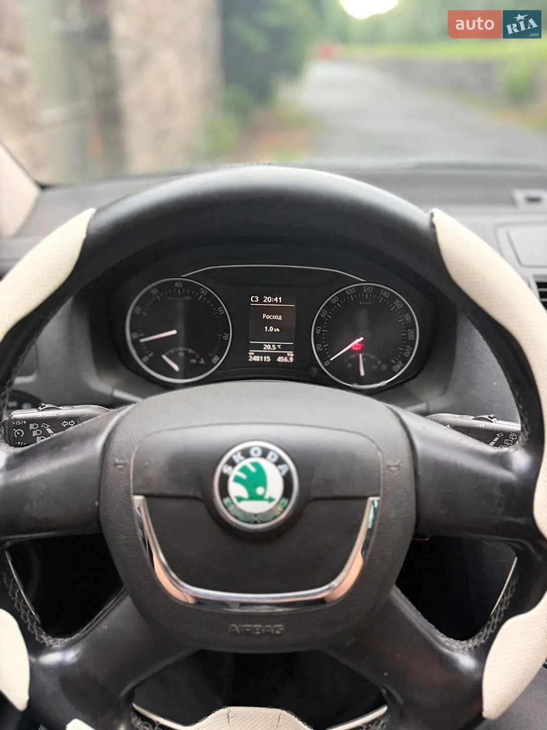 2011 Skoda Octavia - мініатюра 10