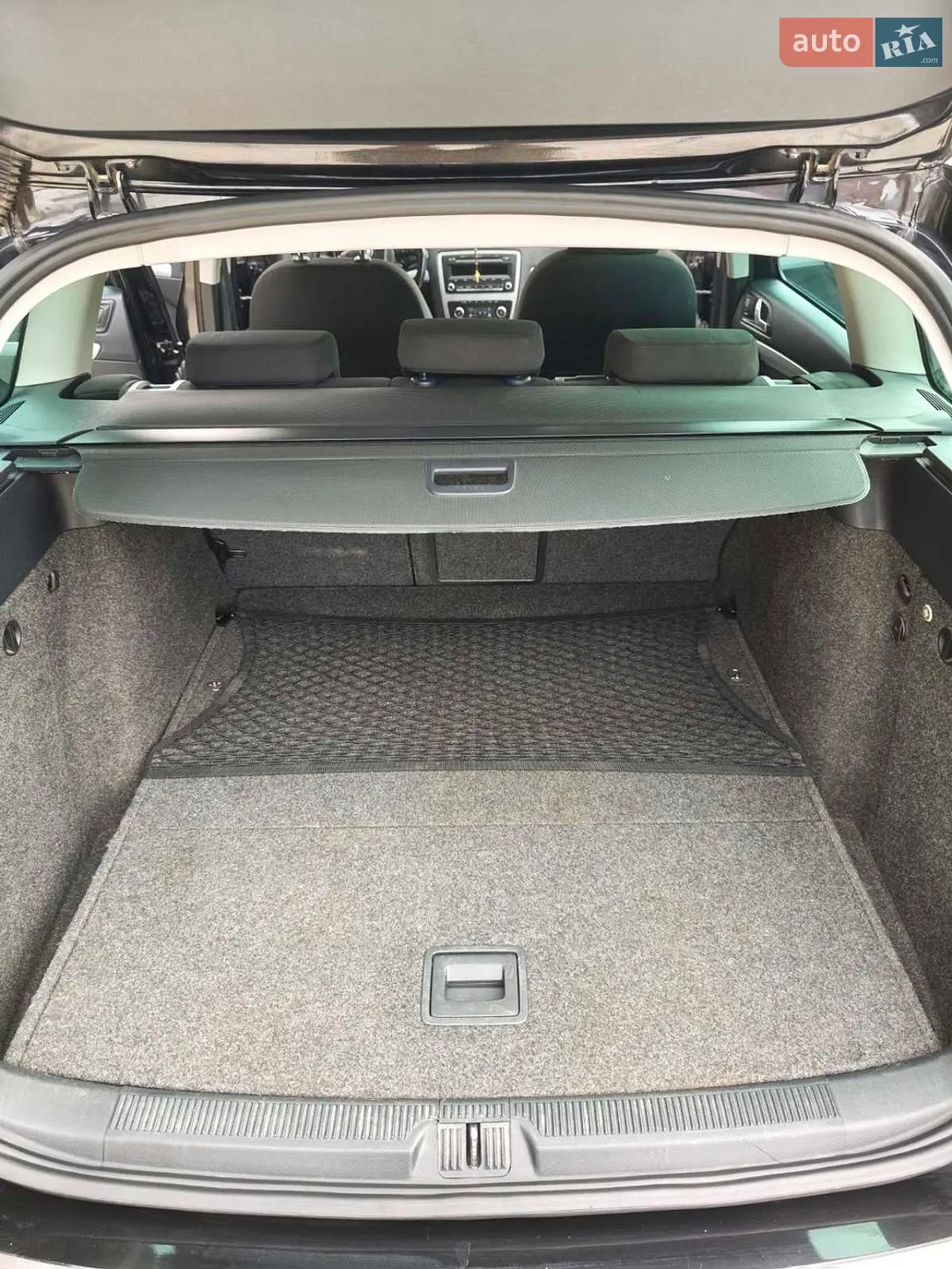 2010 Skoda Octavia - мініатюра 10