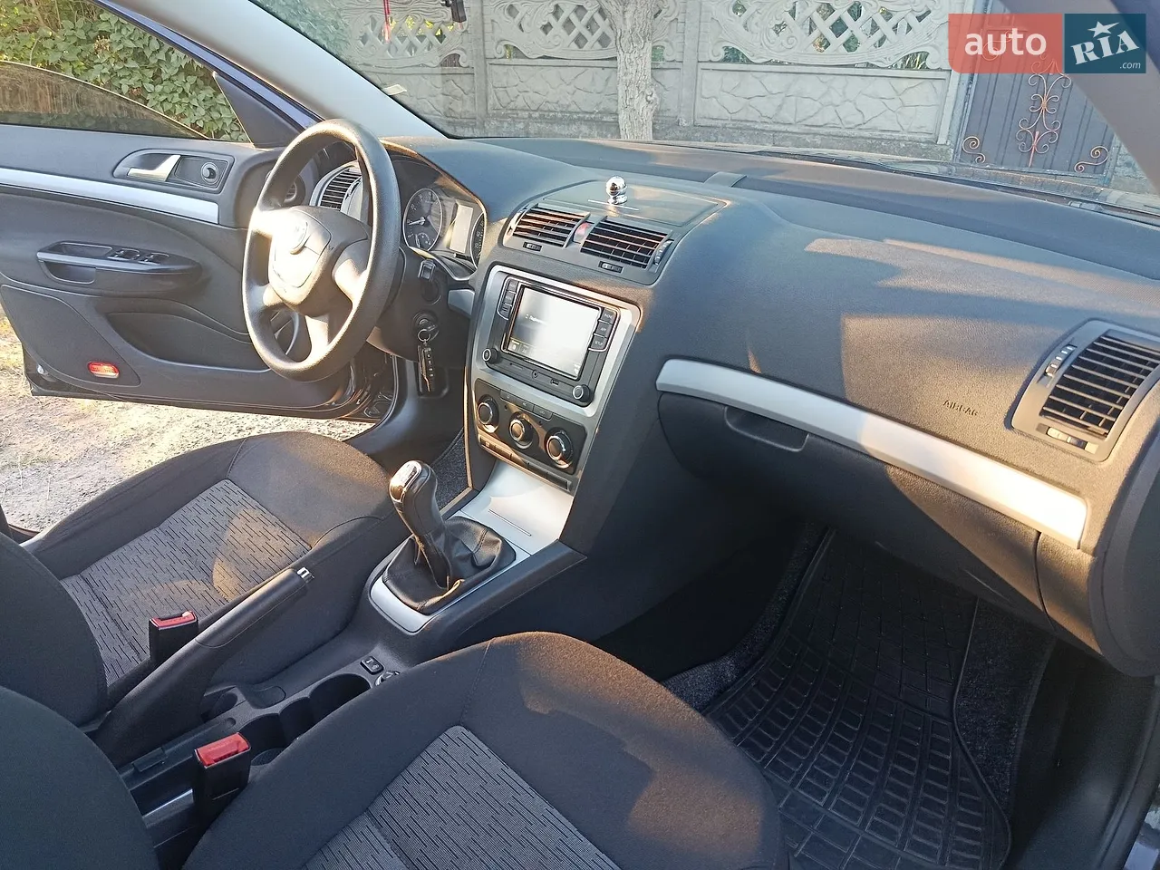 2010 Skoda Octavia - мініатюра 17