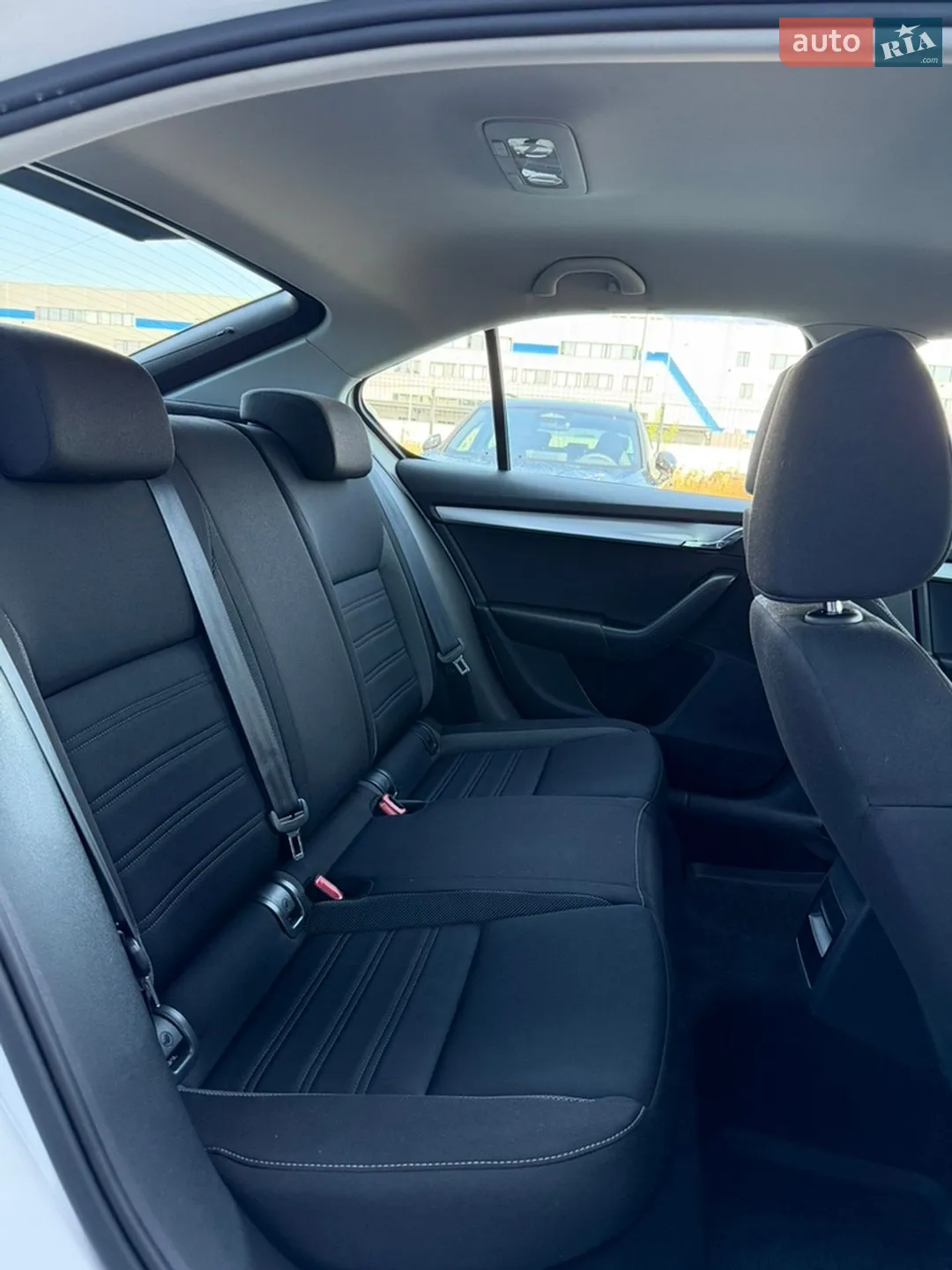 2019 Skoda Octavia - мініатюра 31
