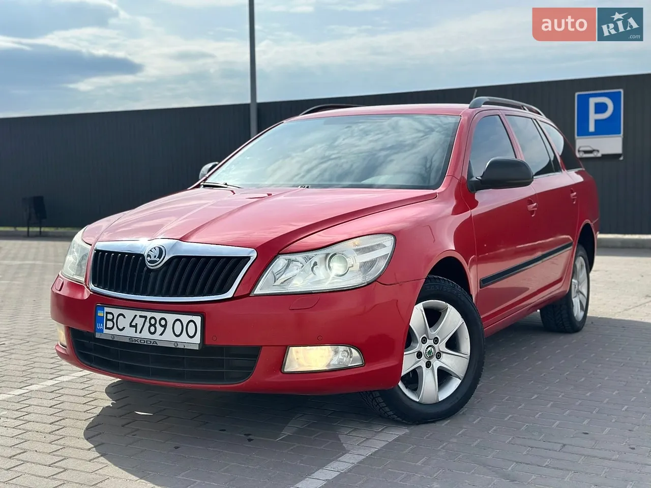 2010 Skoda Octavia - мініатюра 16
