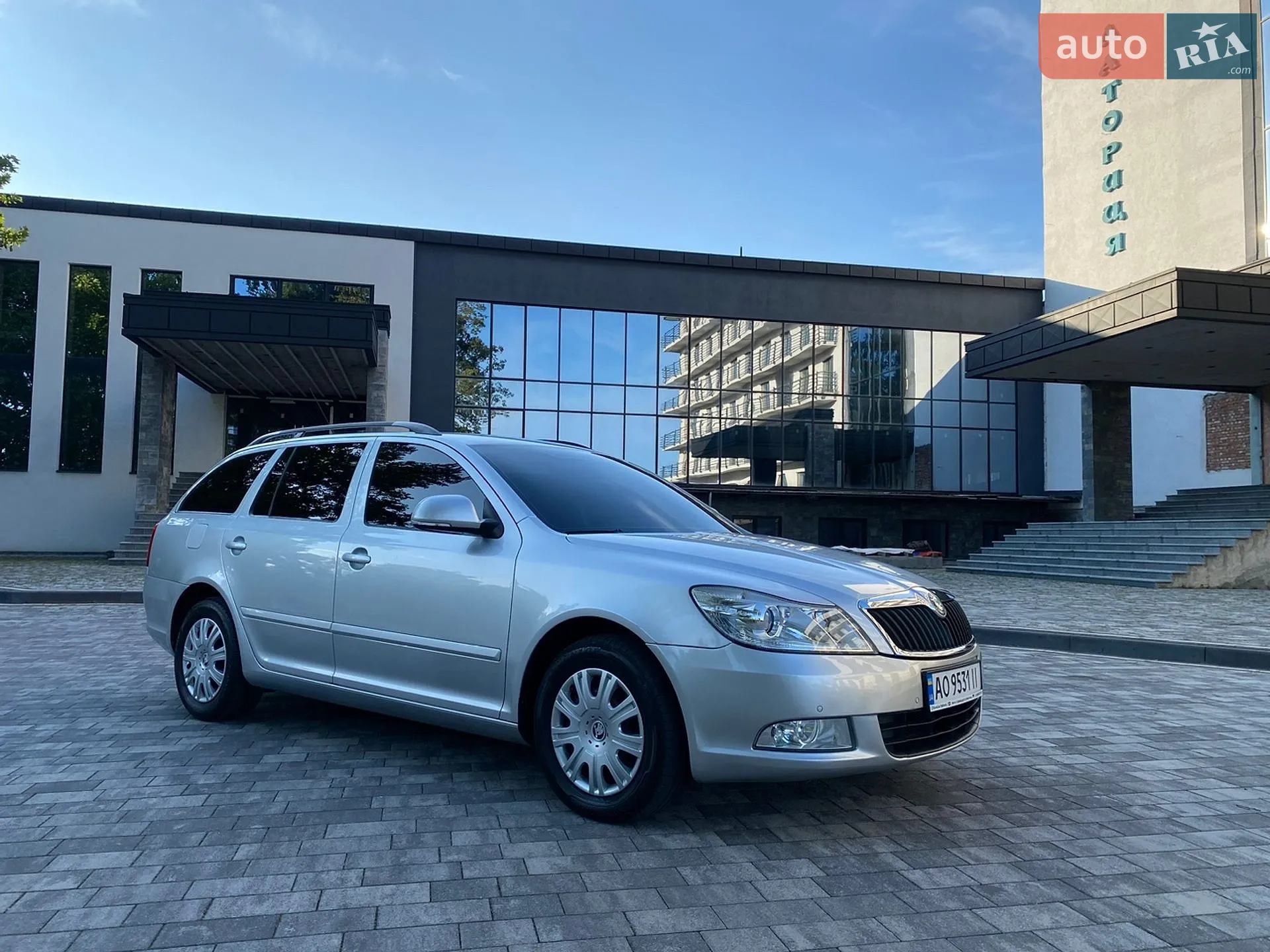 2010 Skoda Octavia - мініатюра 9